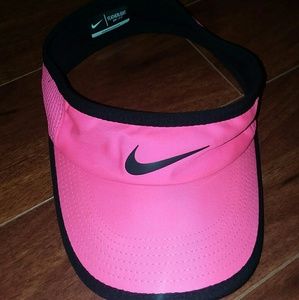 HOT PINK NIKE VISOR